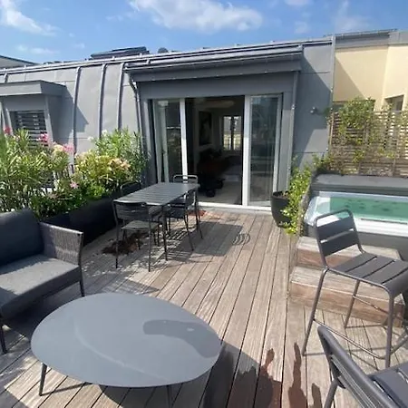 Daire Dupleix Arc De Triomphe Etoile Avec Roof Top Et Jacuzzi *